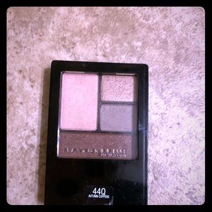Maybelline NY eyeshadow palette Autumn Shiny brown